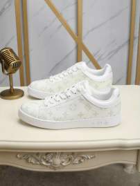 Picture of Louis Vuitton Shoes _SKULVsz38-45mnf011815187